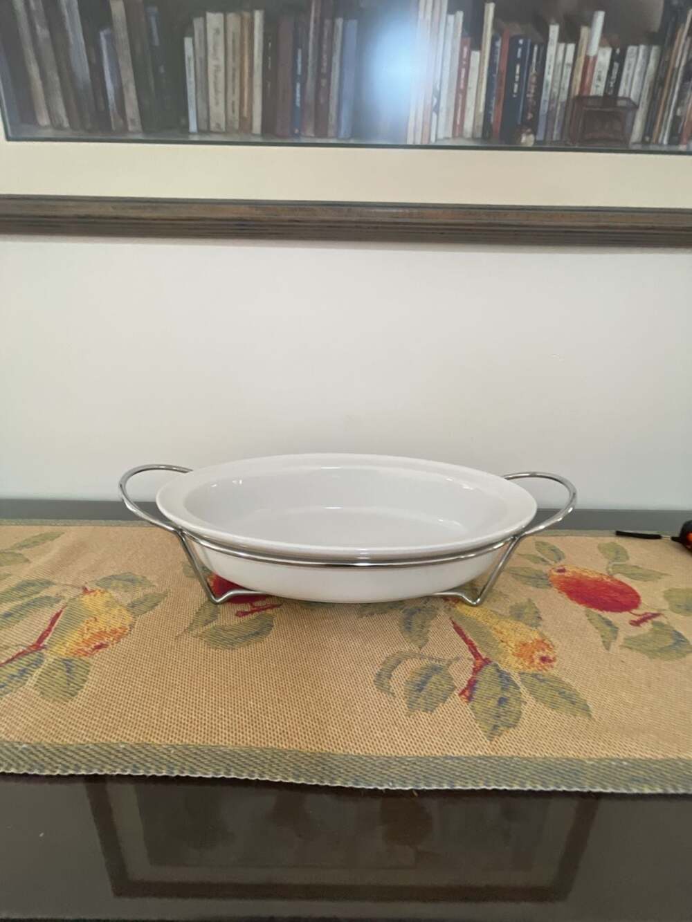Certified International Park Avenue 16-Inch White Oval Porcelain Baker w Stand